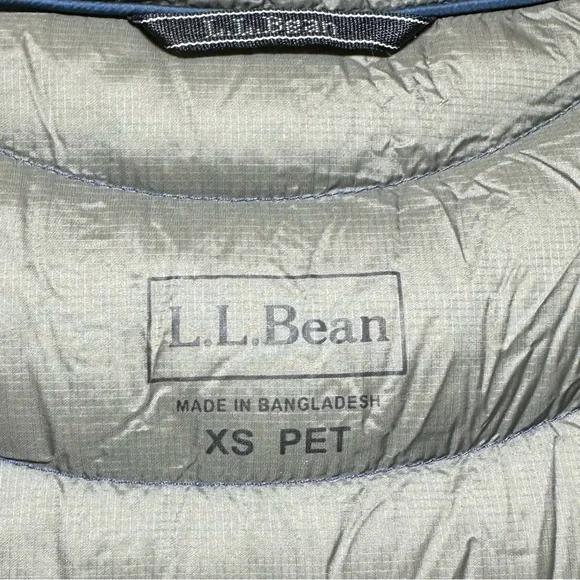 L.L. Bean Womens  Ultralight 850 Down Hooded Coat Jacket Three-Quarter Length XS - Picture 2 of 5